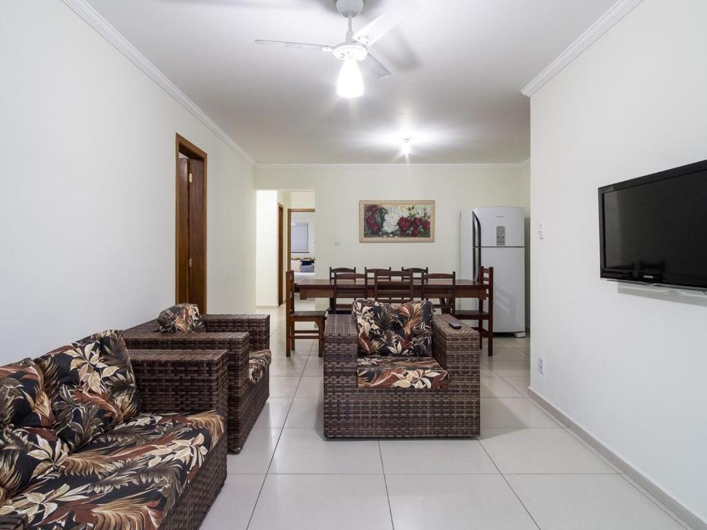 Apartamento Ed Luz Do Sol Com Ar Condicionado- Frente Mar - 02 Dormitórios - 10 Pessoas *